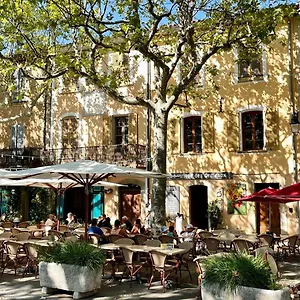 Appartement Au Coeur Du Village Provencal, Tourtour